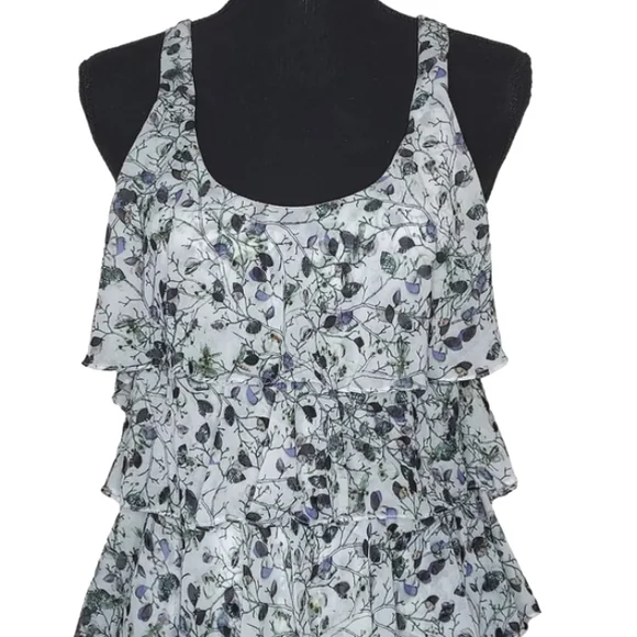 Shop 126 Raquel Alt Light Green Tiered Dress Size 40 / Small - Picture 3 of 11